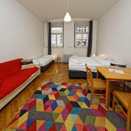 Apartments Truhlarska 31 Prague Exterior photo
