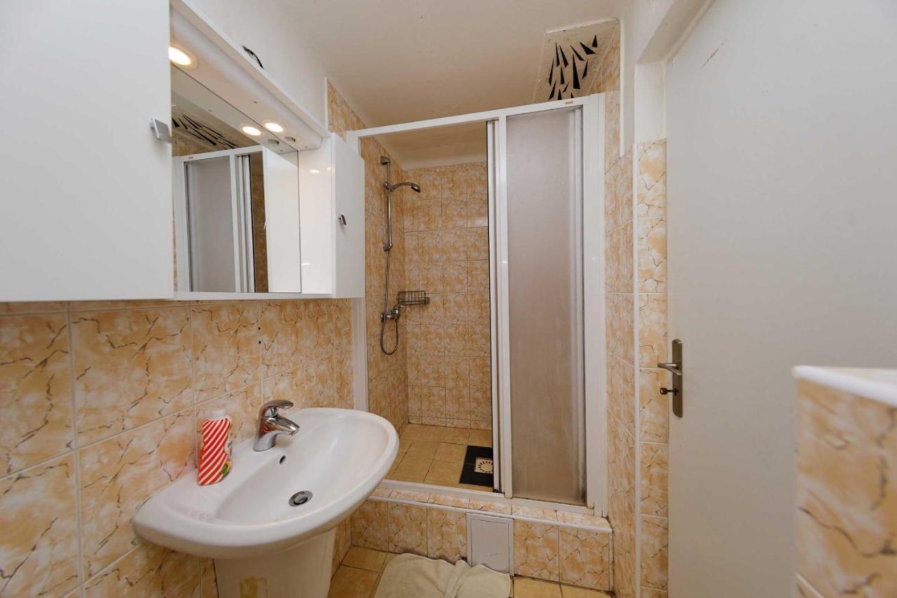 Apartments Truhlarska 31 Prague Exterior photo